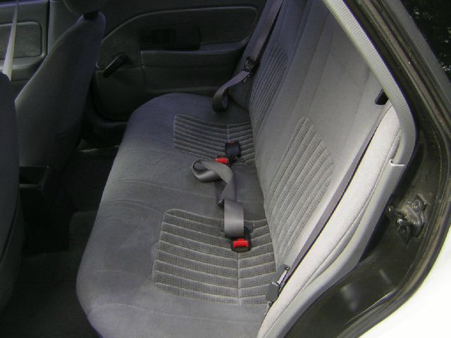 1992 Saturn S Series Base S