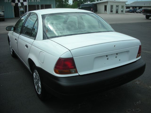 1997 Saturn S Series Base S