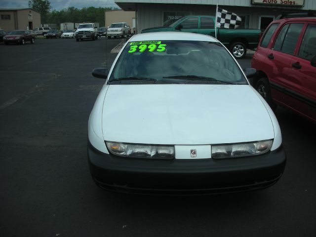 1997 Saturn S Series Base S