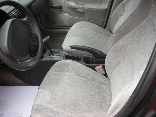 1997 Saturn S Series Base S