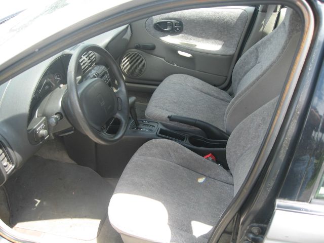 1997 Saturn S Series Base S