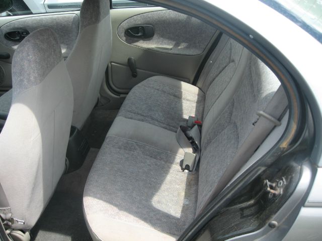 1997 Saturn S Series Base S