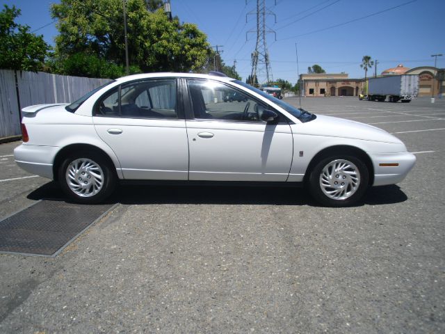 1998 Saturn S Series XLS