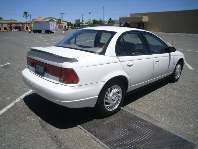 1998 Saturn S Series XLS