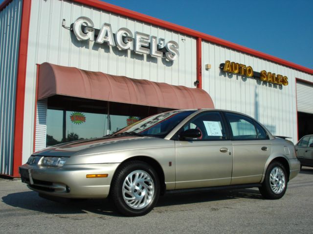 1999 Saturn S Series XLS