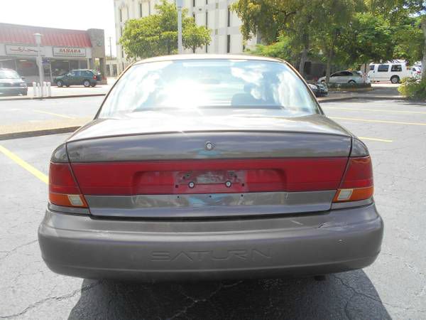 1999 Saturn S Series XLS