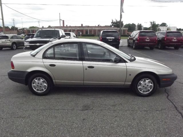 1999 Saturn S Series Base S