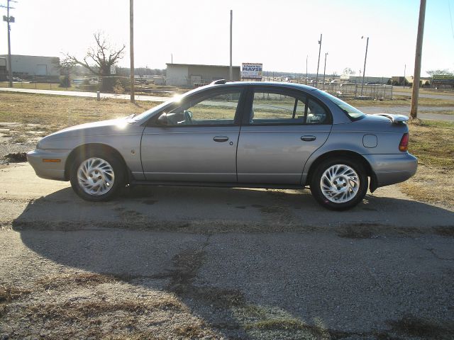 1999 Saturn S Series XLS