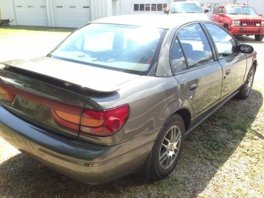 2000 Saturn S Series REG CAB 4x4 Truck