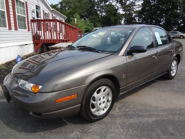 2000 Saturn S Series SE Front-wheel Drive