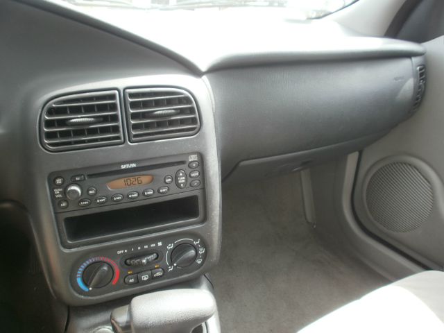 2001 Saturn S Series ST Crew Cab