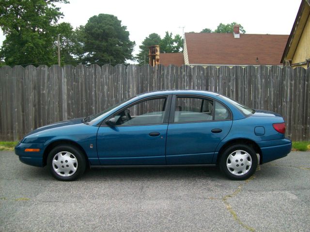 2002 Saturn S Series Base S