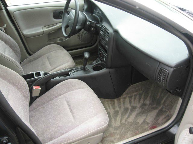 2002 Saturn S Series Base S