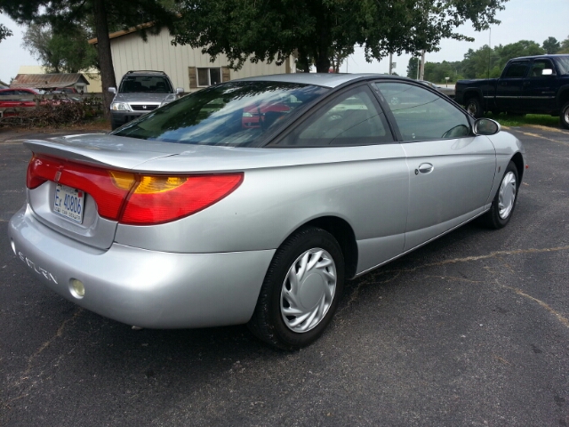 2002 Saturn S Series ST Crew Cab