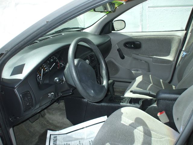 2002 Saturn S Series XLS