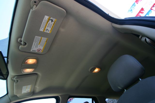 2004 Saturn VUE EX - DUAL Power Doors