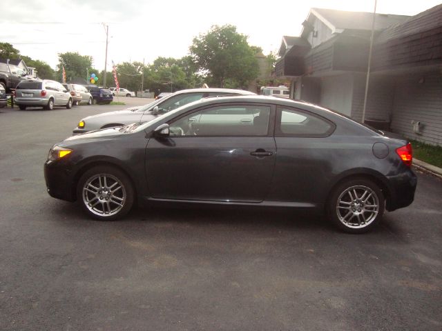 2005 Scion tC 2.0T