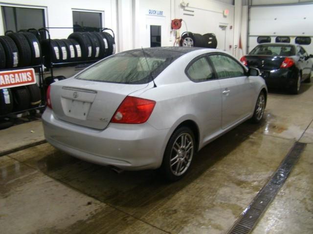 2005 Scion tC Unknown