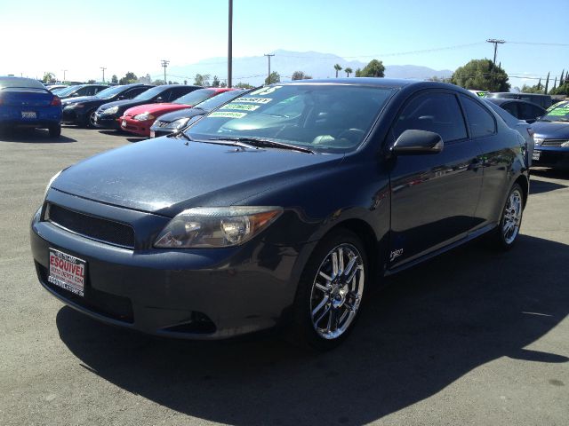 2005 Scion tC 2.0T