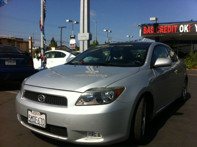 2005 Scion tC 2.0T