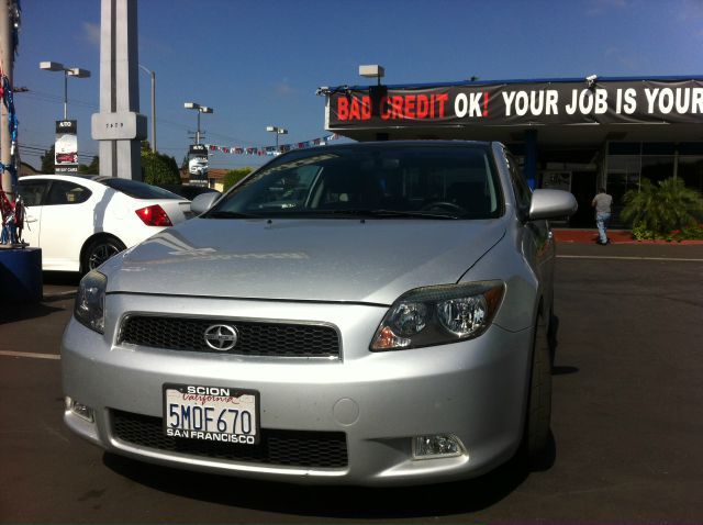 2005 Scion tC 2.0T