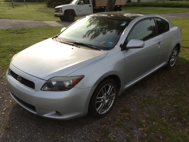 2005 Scion tC 2.0T