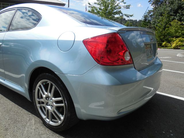 2005 Scion tC 4X4 Crew Cab Super Duty Lariat