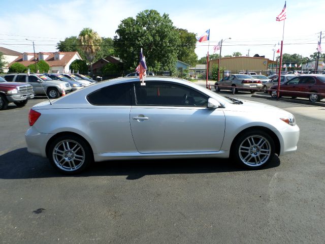 2006 Scion tC 2.0T