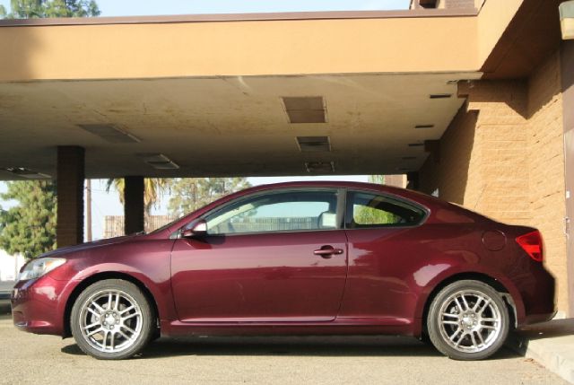 2006 Scion tC 2.0T