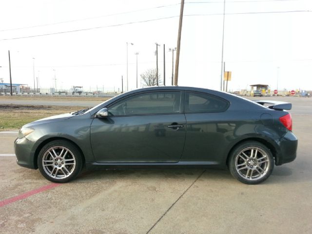 2006 Scion tC 2.0T