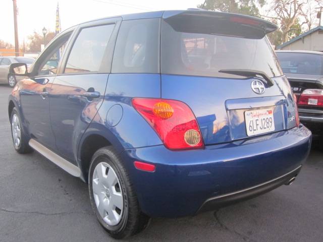 2005 Scion xA Base