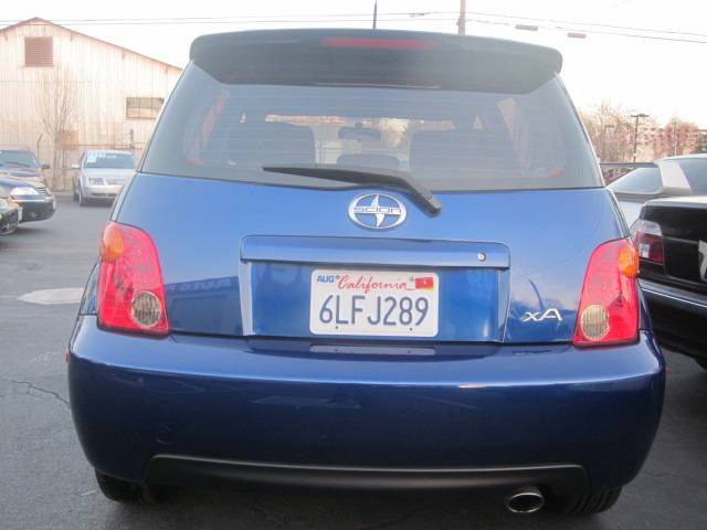 2005 Scion xA Base