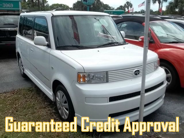 2005 Scion xB SW2