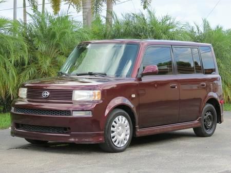 2005 Scion xB SW2