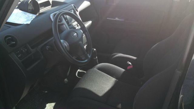 2005 Scion xB SW2