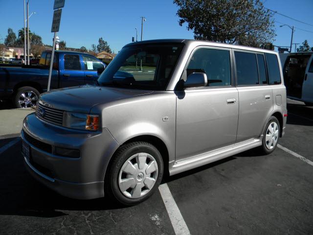 2005 Scion xB Unknown