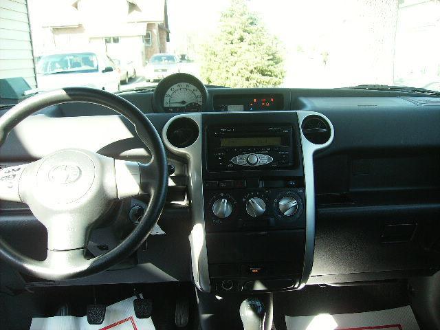 2006 Scion xB Unknown