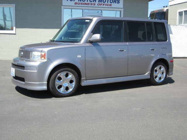 2006 Scion xB SW2