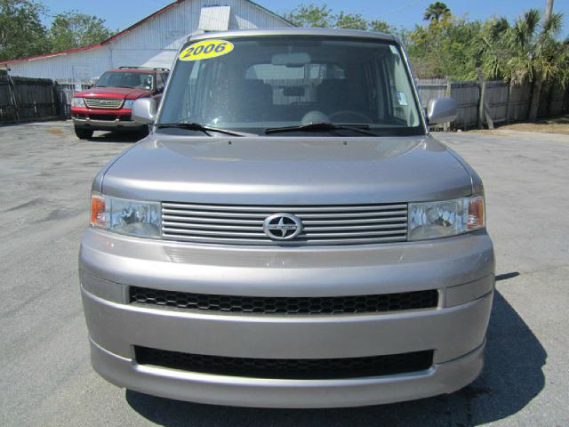 2006 Scion xB SW2