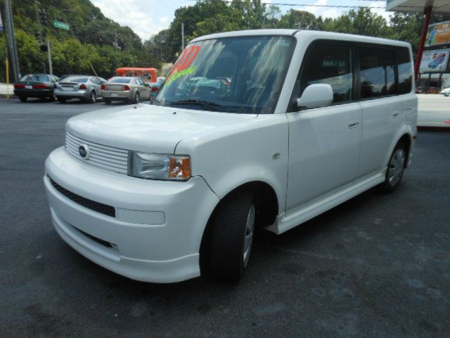 2006 Scion xB SW2