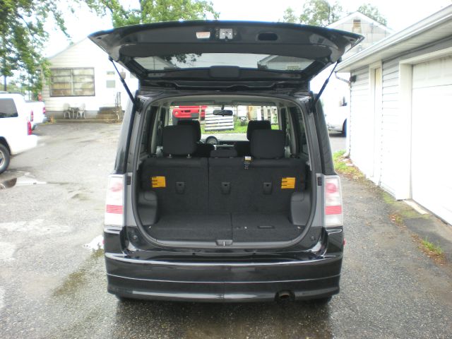 2006 Scion xB SW2