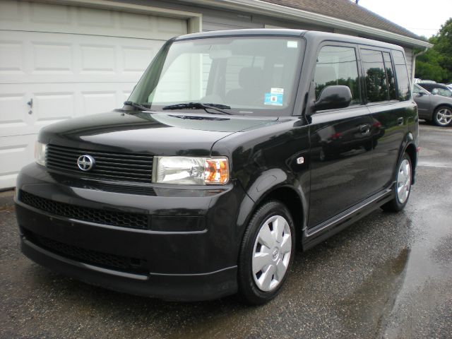 2006 Scion xB SW2