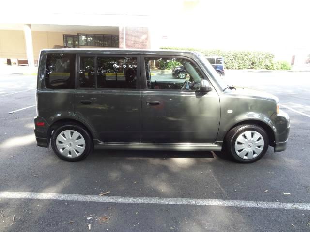 2006 Scion xB SW2