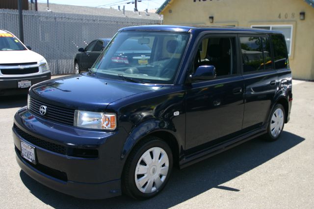 2006 Scion xB SW2