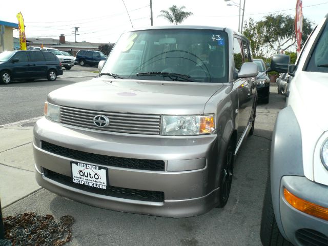 2006 Scion xB SW2