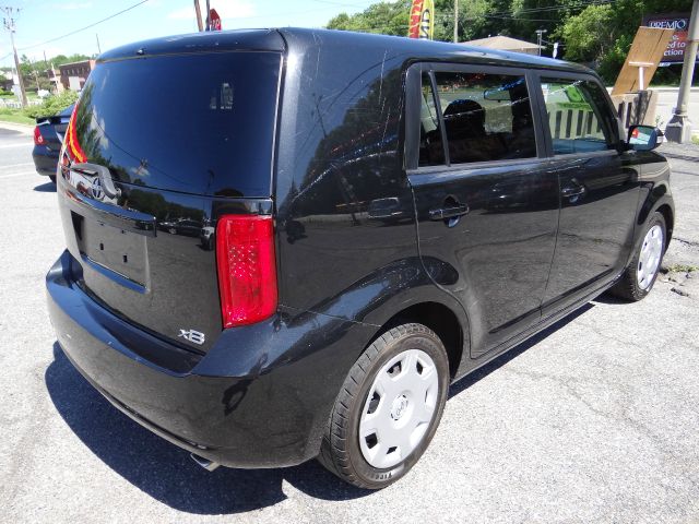 2008 Scion xB SW2