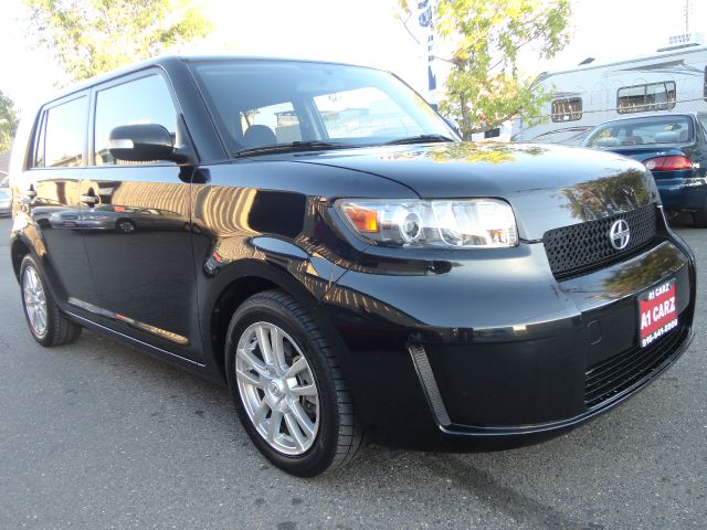 2008 Scion xB SW2