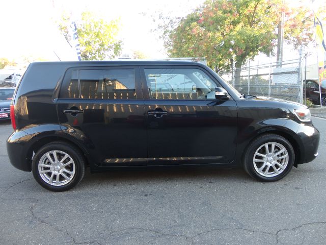 2008 Scion xB SW2