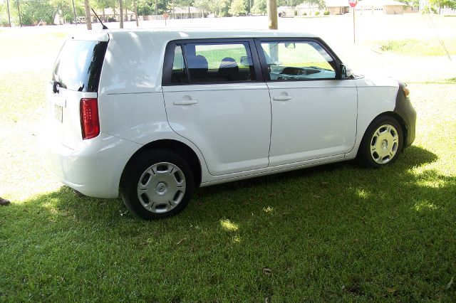 2009 Scion xB SW2