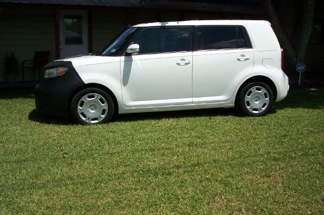 2009 Scion xB SW2